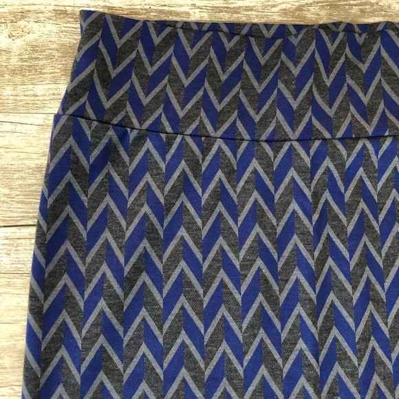 LuLaRoe Stretch Pencil Skirt Plus Size 3X - Picture 2 of 5